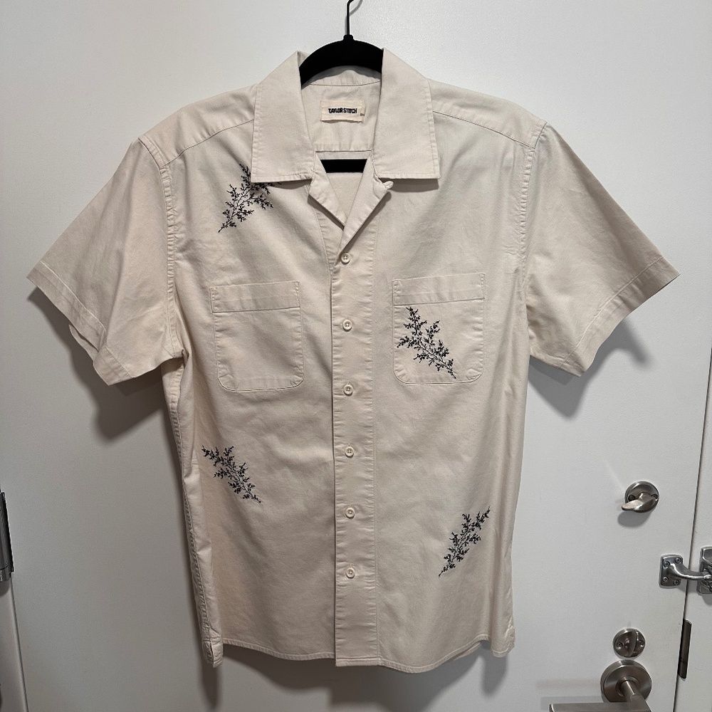 Taylor Stitch: The Conrad Shirt in Seaside Embroidery  (M, size 40)